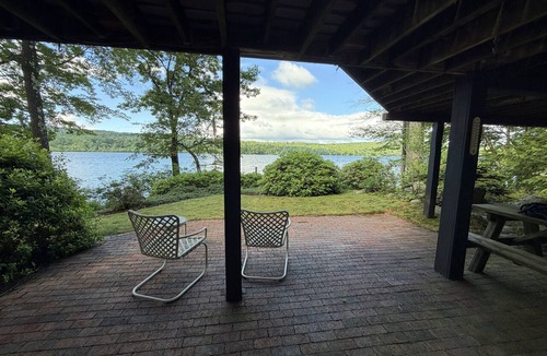 Meredith House | Wine'd Down on Lake Waukewan
