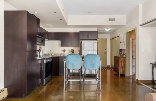 Beltline Apartment | Wonderful & Welcoming DT Views AC Parking Sleeps4