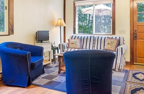 Mount Desert House | Woodland Home near Long Pond w/Spacious Living Area, Full Kitchen & Deck