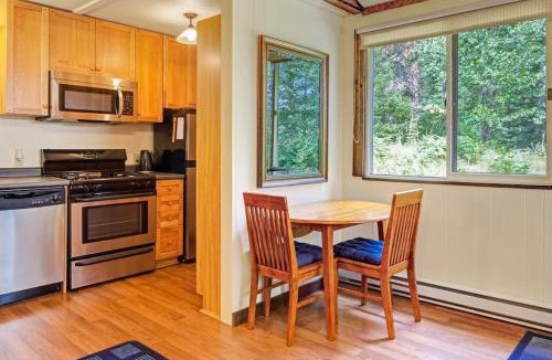 Mount Desert House | Woodland Home near Long Pond w/Spacious Living Area, Full Kitchen & Deck