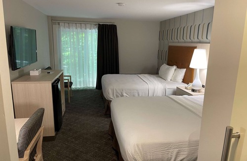 Lincoln Hotel | Woodwards White Mountain Resort, BW Signature Collection