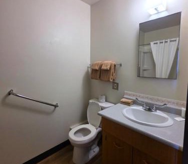 Kincaid Apartment | WorkStay Lodging - Kincaid, SK - Short & Long-term Furnished Rentals