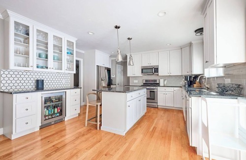 South Walpole House | World Cup 2026 Luxury Rental - WALK .07 Miles to Gillette Stadium!