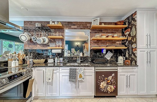 Riverland Village House | World Cup Oasis - Hot Tub - Hard Rock Stadium, FLL, Cruise Port, Beaches <20 min