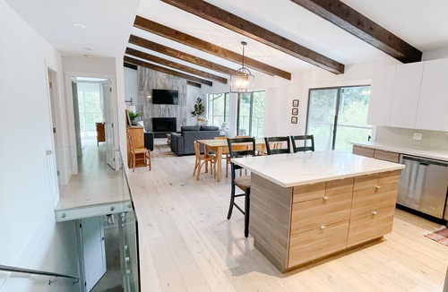 Shawnigan Lake House | Wyldewood Lake House