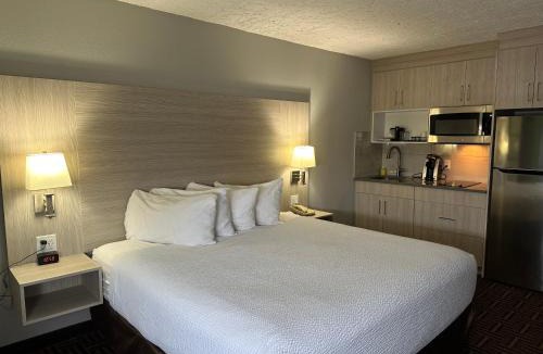 Medicine Hat Hotel | Wyndham Garden Medicine Hat Conference Center