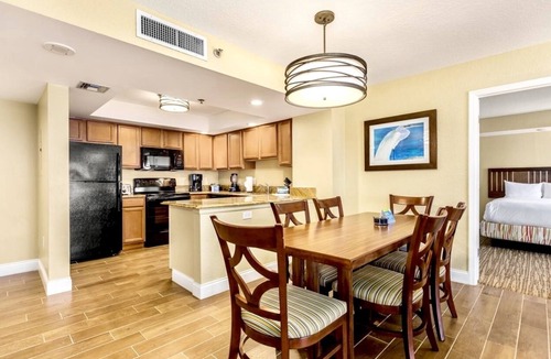 Pompano Beach Condo | Wyndham Royal Vista - 2BR/2BA - Sleeps 8 - Just Steps To The Beach!