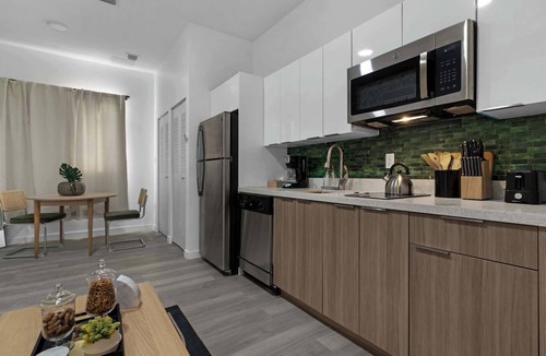 Wynwood Art District Apartment | Wynwood Condo with Rooftop Pool