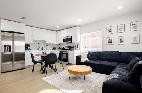 Seybold House | Wynwood/Midtown/Design District/Downtown/Miami-Beach