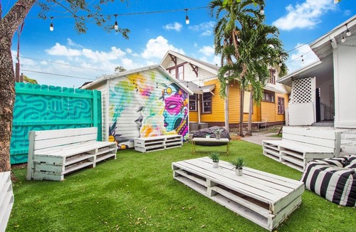 Buena Vista House | Wynwood The Bonds Of Art House 7Br Sleeps 18