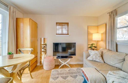 San Ysidro Apartment | Yard, Deck, Grill! Desert Hideaway By Jemez Canyon