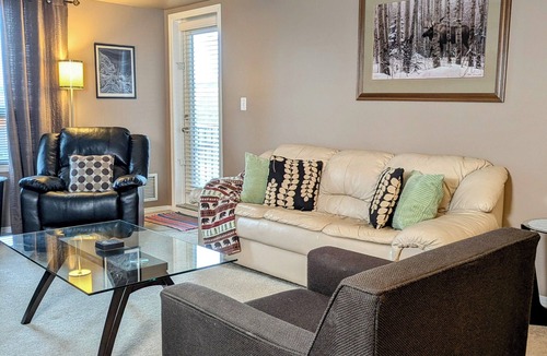 East Kootenay Apartment | Your Mountain Hideaway!