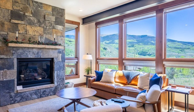 10 Bed`s | Resort Amenities | Deck + Patio w/Mountain Views