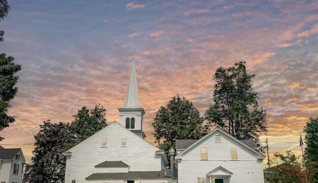 1908 Conway Meeting House | 5 Bedroom, Lake Access