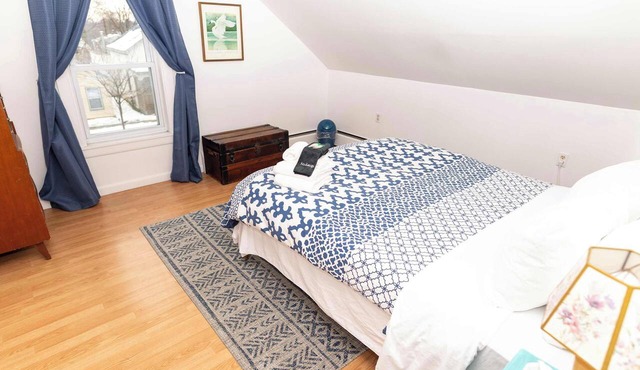 1bdrm Apt near UVMMC, i89, and Downtown