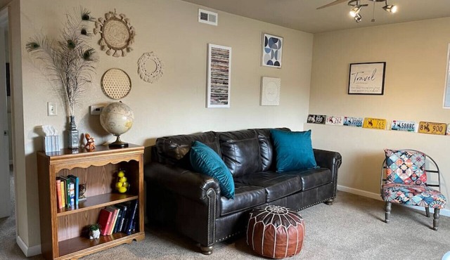 2 BD delight in North Laramie
