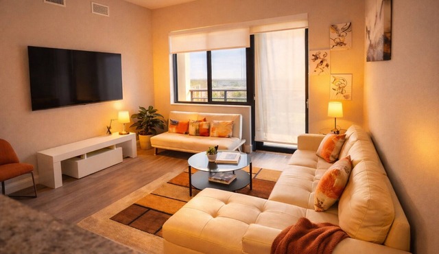 2-bedroom apartment just 12 minutes to Port of Palm Beach