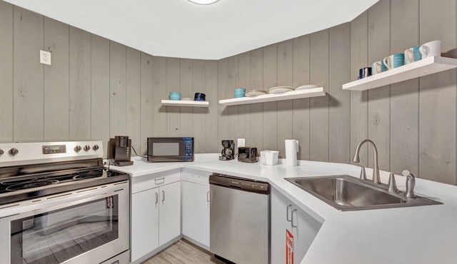 2-Bedroom Ocean Front Direct