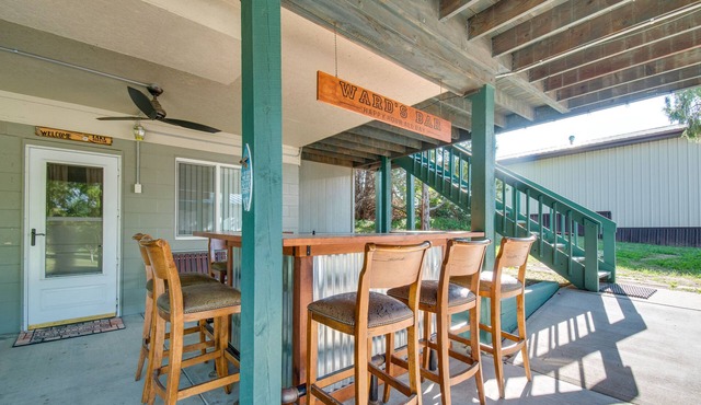 2-Level Home w/Deck: 1/2 Mi to Lake McConaughy!