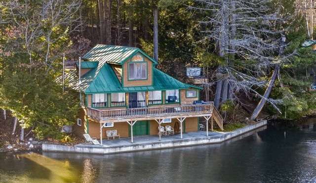 2miles to Okemo! Ski house Hot Tub Lake Rescue