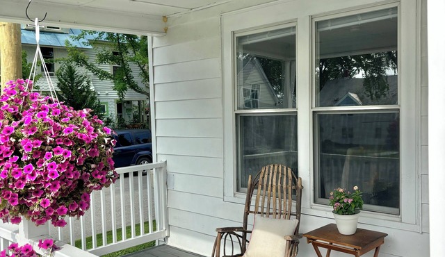 3-bedroom apartment in charming Southend Burlington