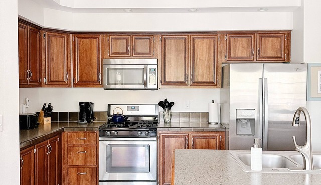 3 Bedroom mountain home right outside of Winter Park and Granby. Dog Friendly!
