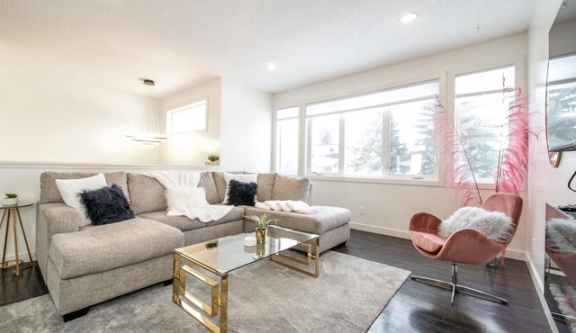 3B Executive Home - All King Beds - Fireplace - Netflix