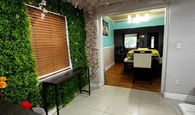 4/20 smoke friendly room