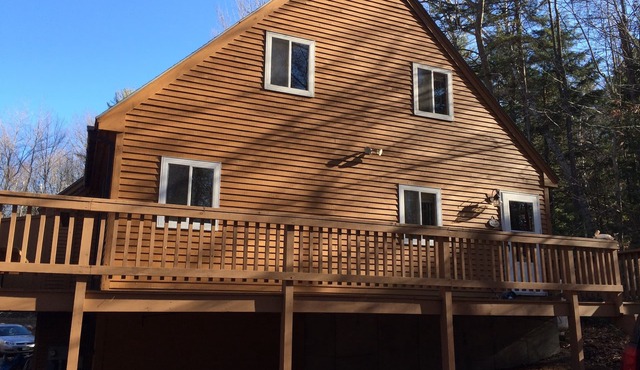 4 Bedroom 2 Bath, 1 Mile To Attitash, 4 Miles To Storyland