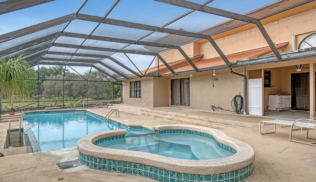 4-bedroom house in welcoming Wellington with AC