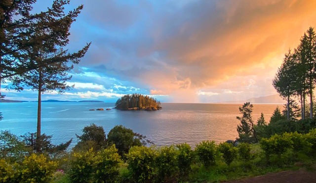 A stunning seaside resort, the jewel in the crown！