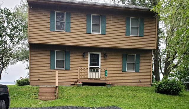 Alburg Lake House- With Five Kayaks