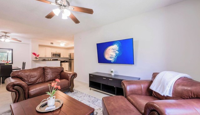 Apt in CityPlace. We have over 100 units in this location. Reach out for details