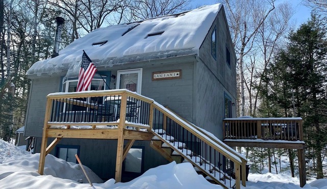 Bartlett NH 2 minutes to Attitash, close to Saco River, Story Land, North Conway