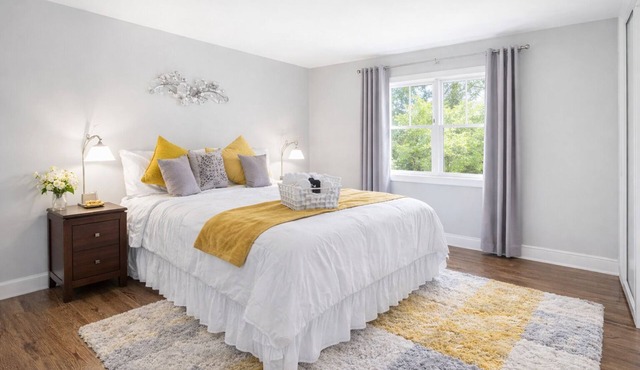 🌟Beach Retreat in Downtown Delray🌟King Bed 🌟Fast Wi-Fi🌟 Free Parking🌟
