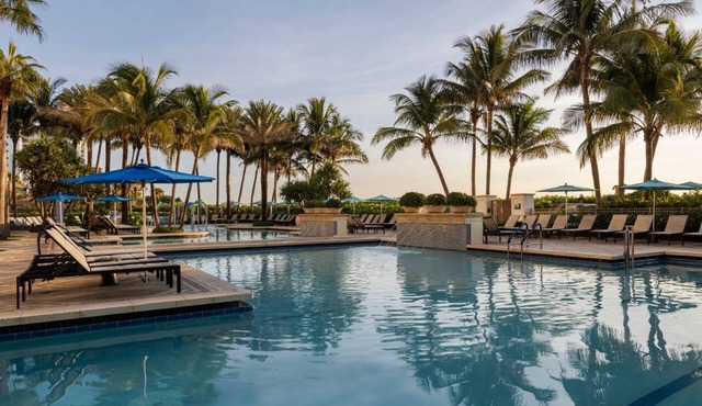 Beautiful Marriott Resort Villa, on Singer Island Beach