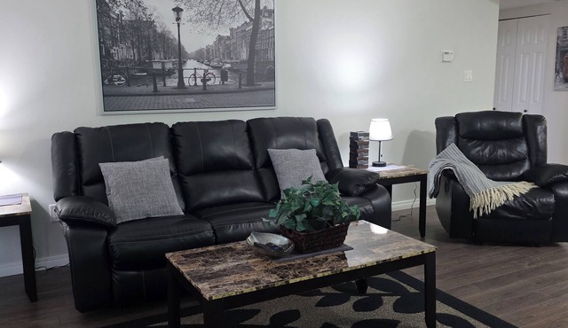 Beautiful One Bedroom Condo at Checkmate Hill Condominiums