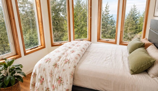Beautiful View, Pet Friendly, Rural, Luna Blanca Lookout