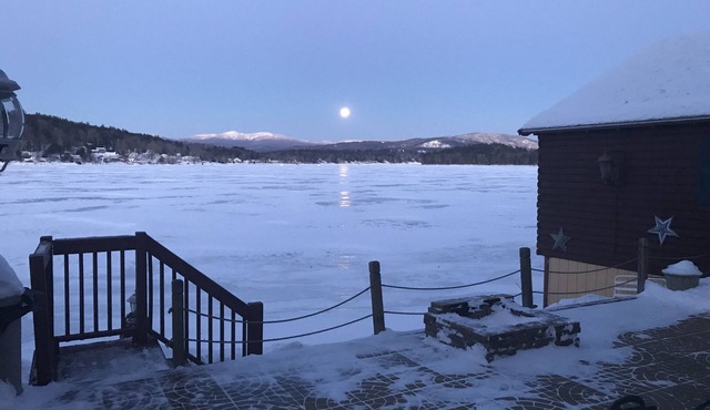 Beautiful Waterfront Property - Family Reunion Destination