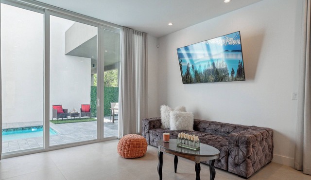 Best Charming 3-bedroom villa in welcoming Miami