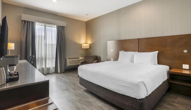 Best Western Plus East Side