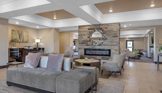 Best Western Plus Overland Inn
