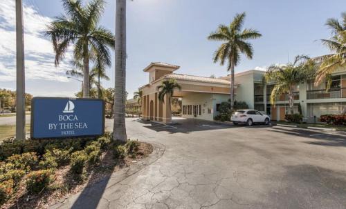 Boca By The Sea Hotel