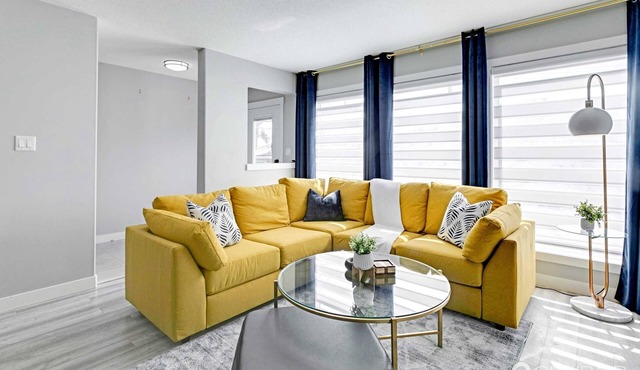 Bonnie Doon. New Infill. 3bd/2.5bth. Garage parking.