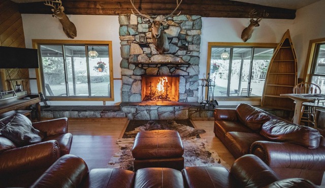 Boulder Lake Lodge