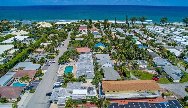 Boynton Beach, Sea view beach studio 9 w large pool