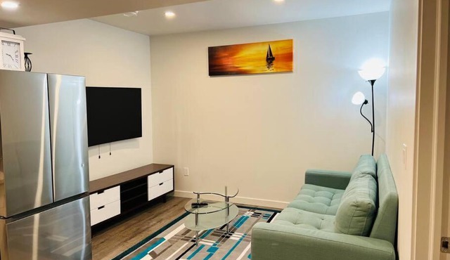 Brand new 1 Bedroom Basement Suite. Wi-Fi,Netflix