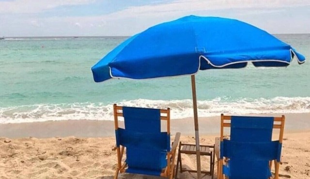 BRAVADO BREEZE BEACH HOUSE