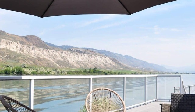 Breathtaking Thomson River view- 4 bedroom, 3 WC