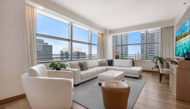 Brickell Arch Sea View Balcony 2BR Free Parking
